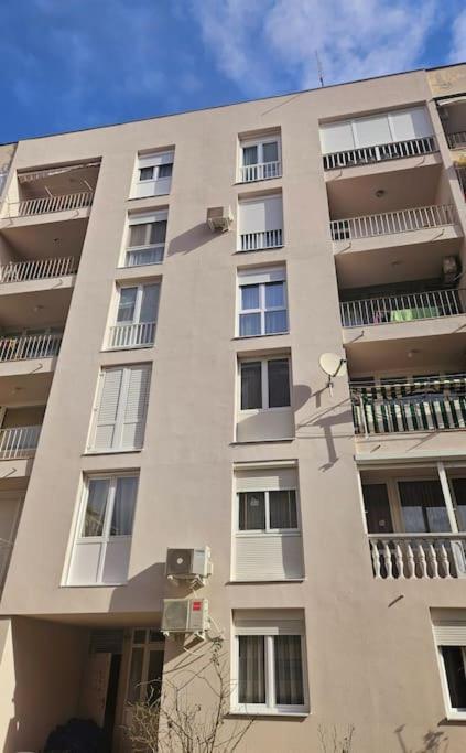 Mariola Apartment 扎达尔 外观 照片